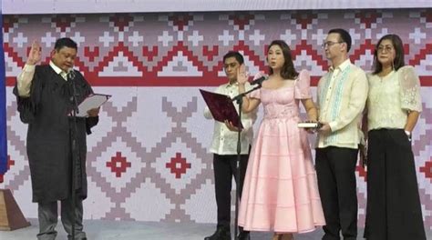current mayor of taguig city|Lani Cayetano sworn in as new mayor of Taguig .